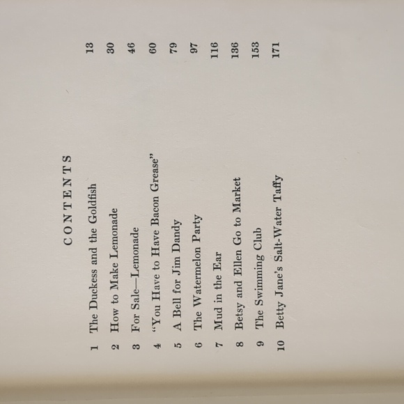 Betsy's Busy Summer - Carolyn Haywood - 1956 - Picture 4 of 13